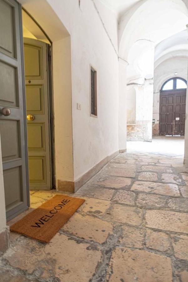 Comfort As Usual Μπάρι Εξωτερικό φωτογραφία
